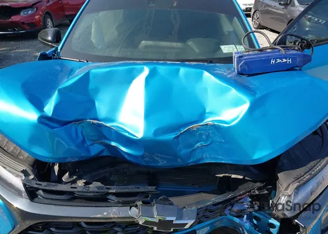 2025 Chevrolet Trax 2Rs from USA, damaged, VIN KL77LJEP0SC095238